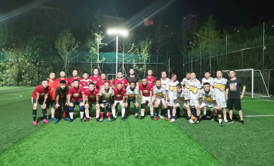 綠茵展風(fēng)采 激情寫(xiě)芳華