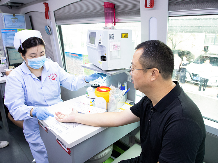 熱血獻(xiàn)愛心 國企顯擔(dān)當(dāng) 市城運(yùn)集團(tuán)組織無償獻(xiàn)血活動(dòng)