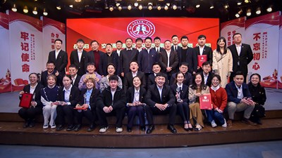 群戰(zhàn)辯論舞臺，盡顯青年風(fēng)范 | 市交投集團首屆“青年說”員工辯論賽圓滿落幕！