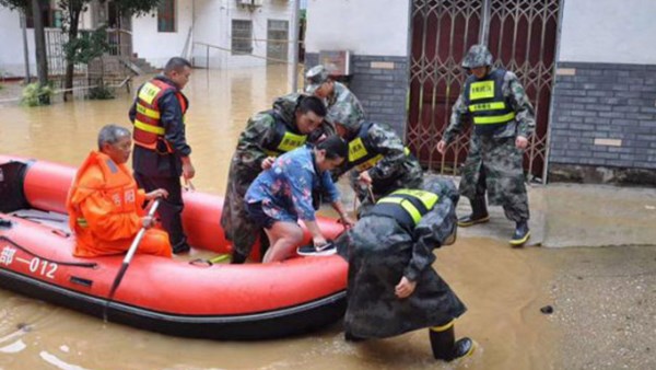 在這岳陽市70年一遇的大暴雨中，市交投集團(tuán)在行動(dòng)