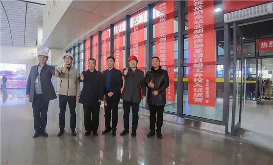 岳陽東站北側(cè)站房加蓋項目新建站房 投入試運營