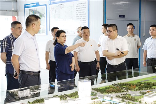 劉曉英率市人大財經(jīng)委、常委會預算工委到市城運集團調研產(chǎn)業(yè)項目